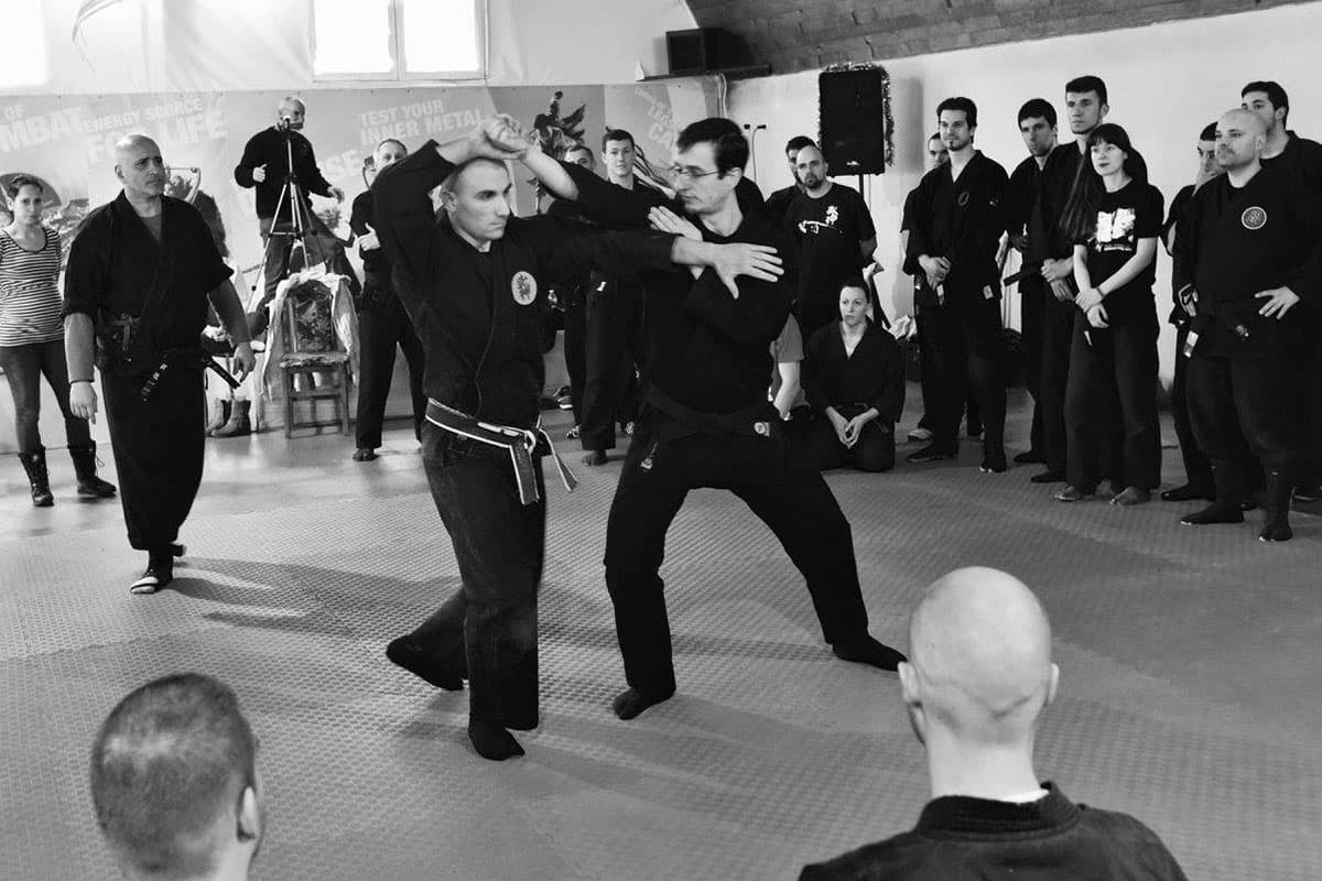 Välkommen till Bujinkan Aryu Dojo - Traditionell Ninjutsu Träning 14